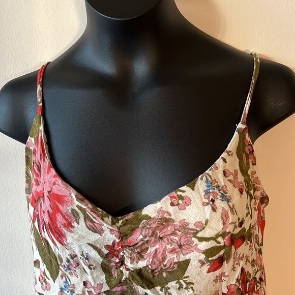 • Floral Mini Dress Red and Pink - Picture 3 of 6